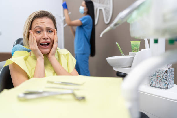Best Walk-In Emergency Dentist in On Top Of The World Designated Place, FL